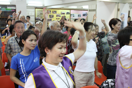 Mid-Autumn Festival Elderly Service (September 2009)